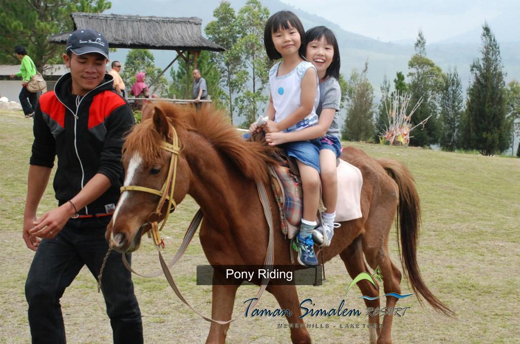 Taman Simalem Resort Tongging المظهر الخارجي الصورة