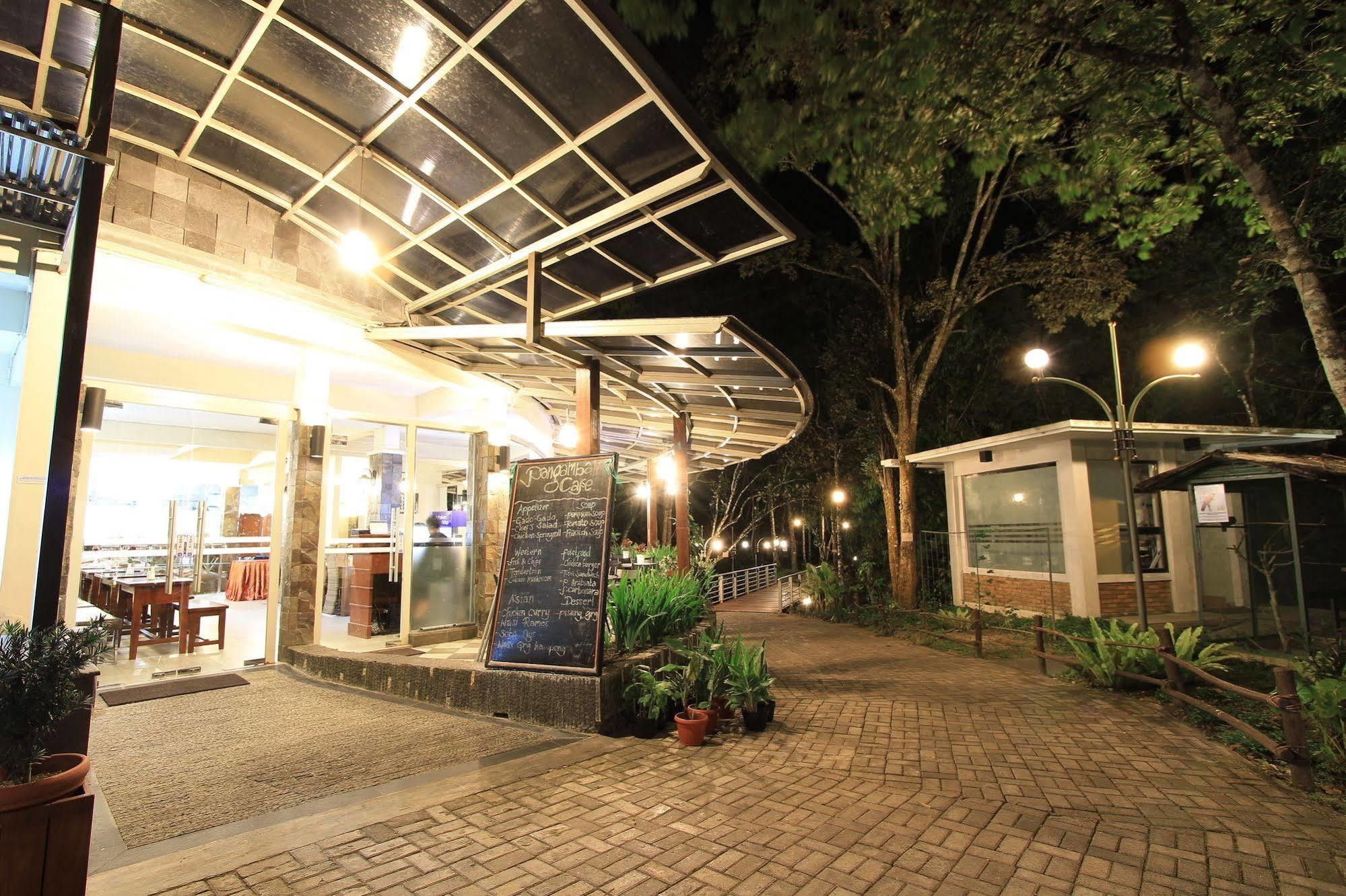 Taman Simalem Resort Tongging المظهر الخارجي الصورة