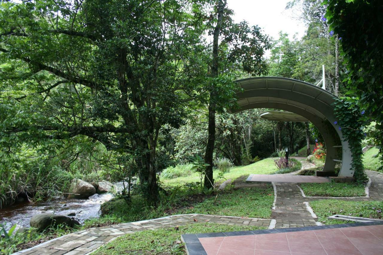 Taman Simalem Resort Tongging المظهر الخارجي الصورة